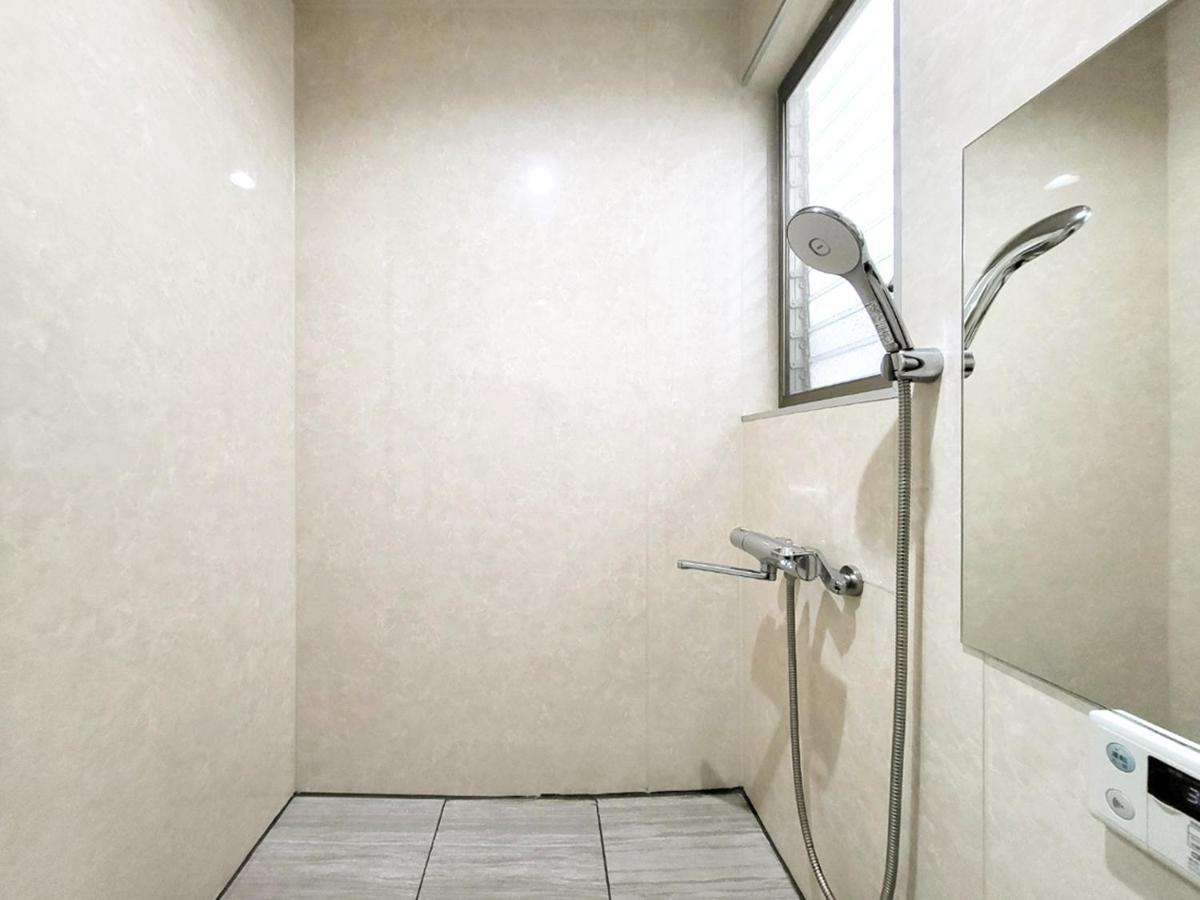 New!twelve People/ Shin Ookubo 6min/ Pocket Wifi Appartement