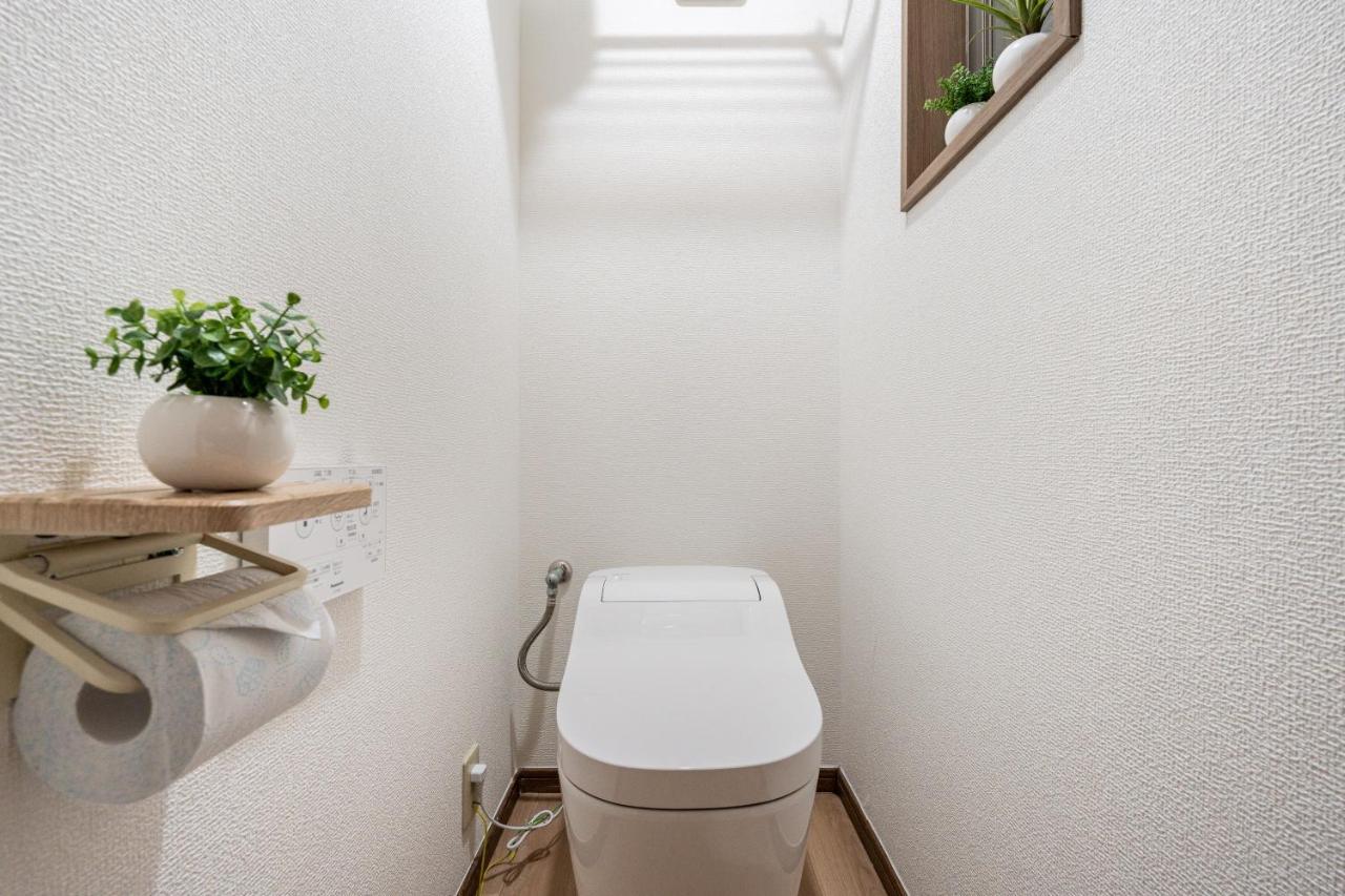 New!twelve People/ Shin Ookubo 6min/ Pocket Wifi Appartement *