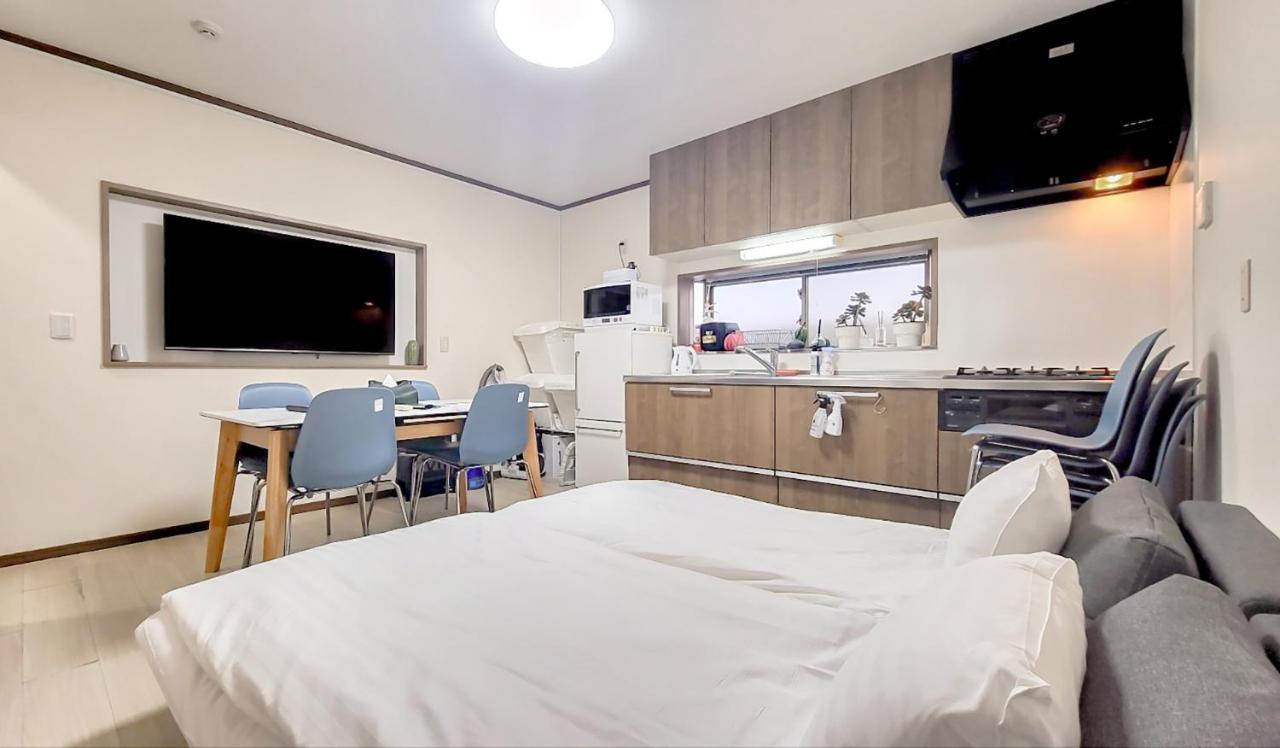 New!twelve People/ Shin Ookubo 6min/ Pocket Wifi Appartement Tōkyō